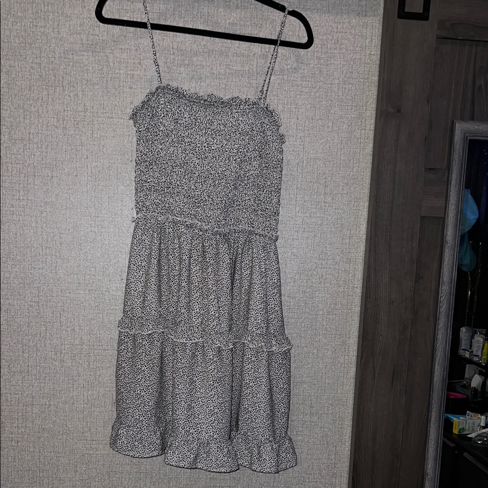 Jessica Simpson Black and Cream Dress